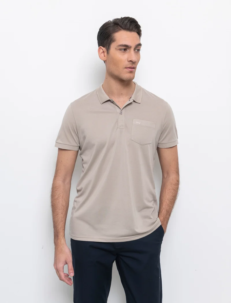 Polo basica con taschino da uomo - Beige