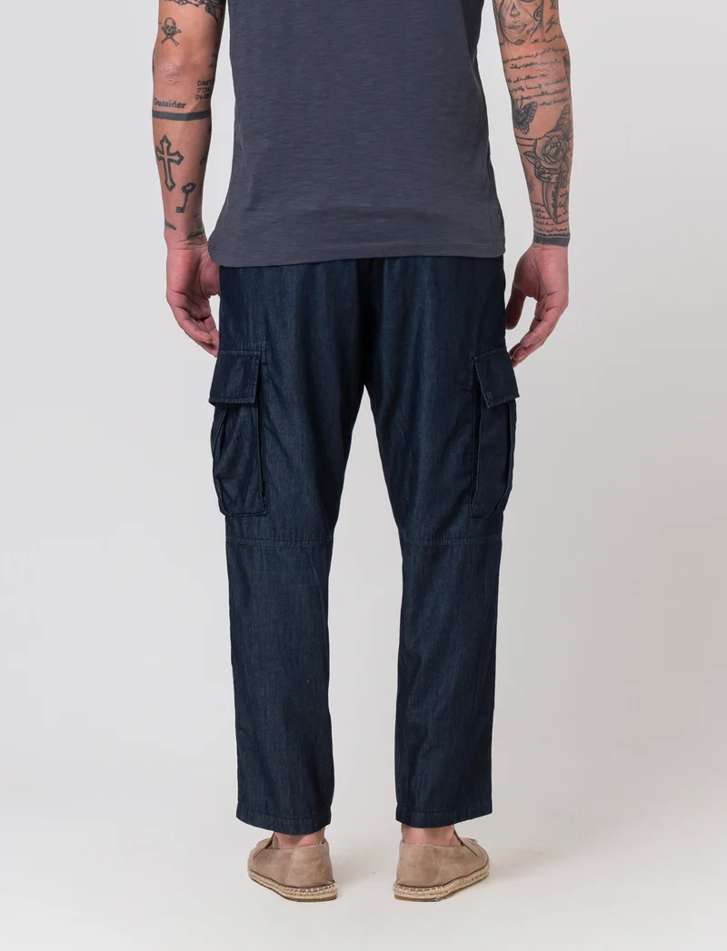 Jeans leggero cargo fit da uomo - DENIM SCURO