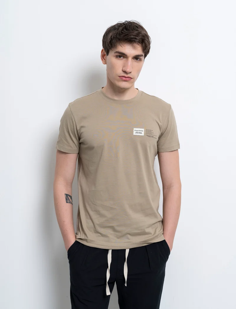 T-shirt in cotone premium con patch e stampina da uomo - Verde salvia