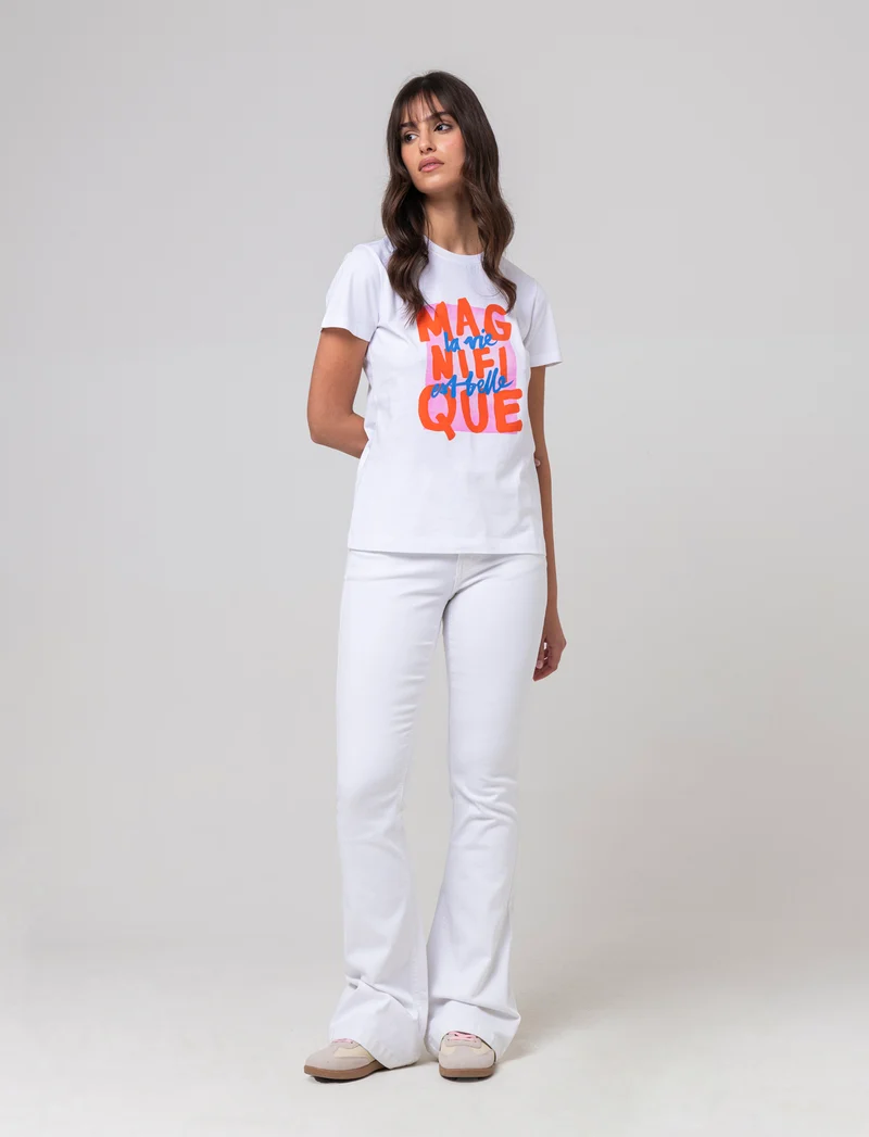 T-shirt con stampa da donna - var 1