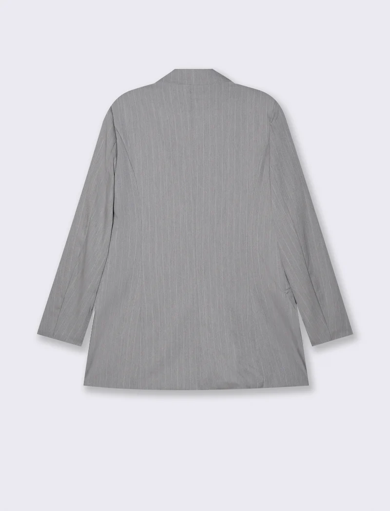 blazer in tessuto rigato con bottone sul davanti - Grigio chiaro