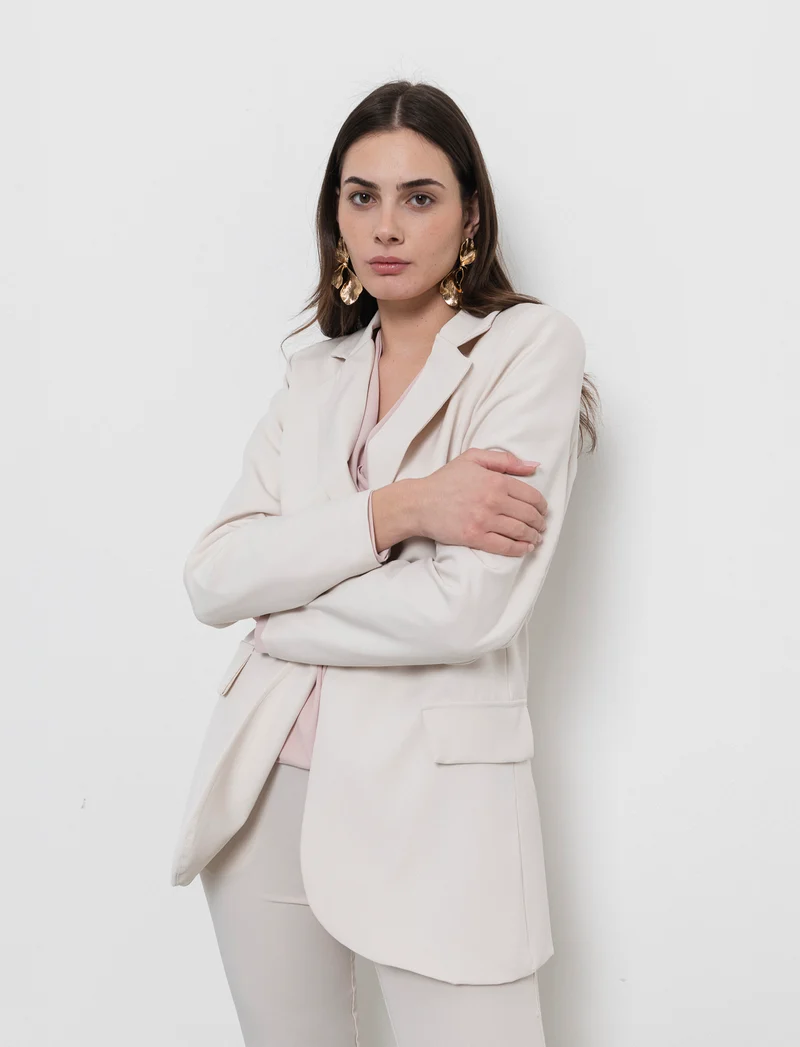 Blazer donna con collo revers e tasche - Bianco gesso