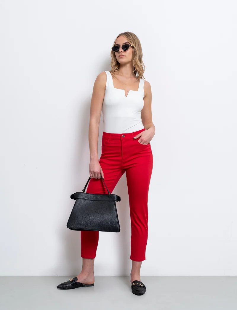 Jeans a pinocchietto da donna - Rosso