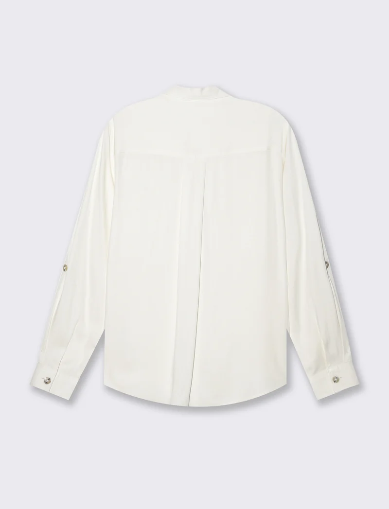 Camicia basica con tasche sul petto da donna - Avorio