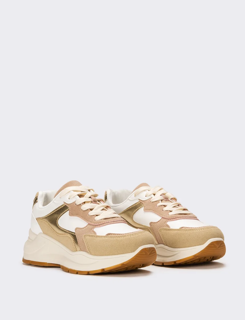 Sneakers con riporti da donna - Bianco
