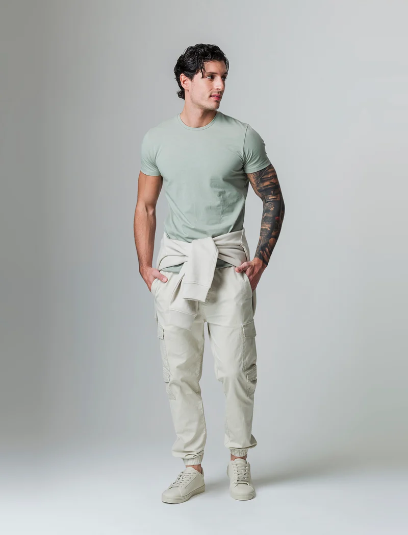 T-shirt basic in cotone elasticizzato slim fit da uomo - Verde