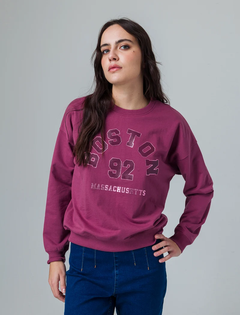 Felpa girocollo manica lunga con stampa frontale da donna - Rosa cipolla