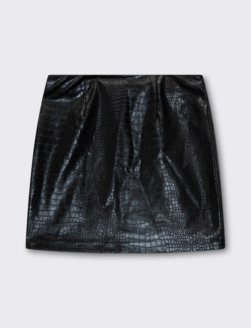Minigonna in simil pelle da donna - var 1