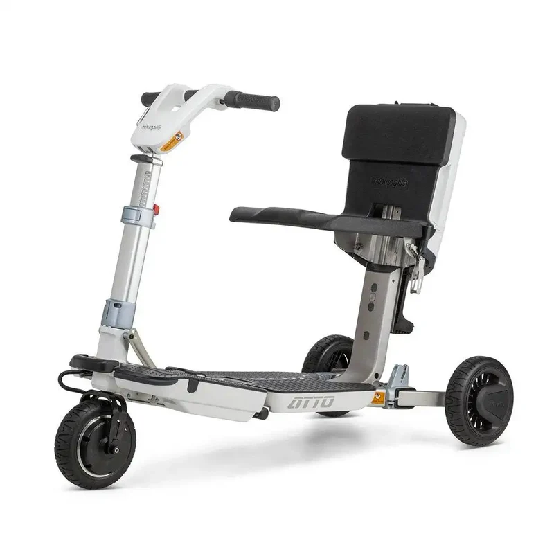 ATTO: scooter elettrico pieghevole consigliato per anziani e disabili