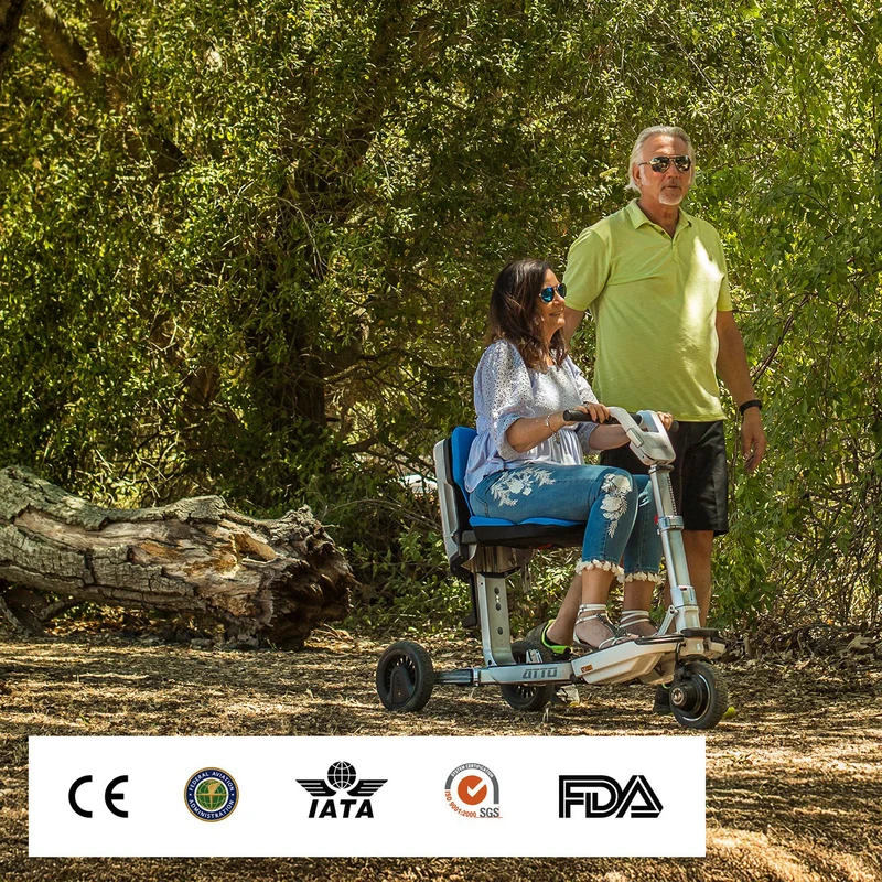 ATTO: scooter elettrico pieghevole consigliato per anziani e disabili