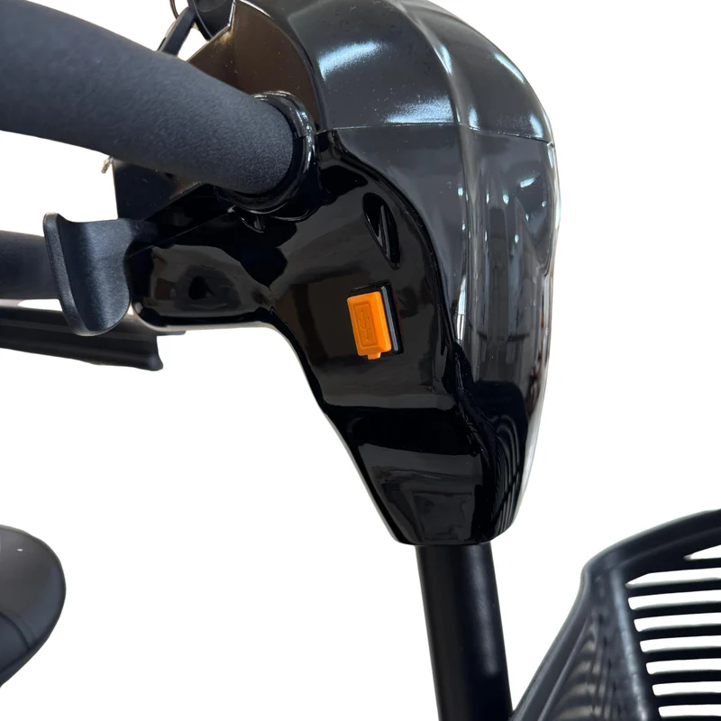 Scooter Elettrico Smontabile per Anziani e Disabili – Sedile Girevole 360°, Braccioli Ribaltabili e Presa USB - Dispositivo Medico Classe 1