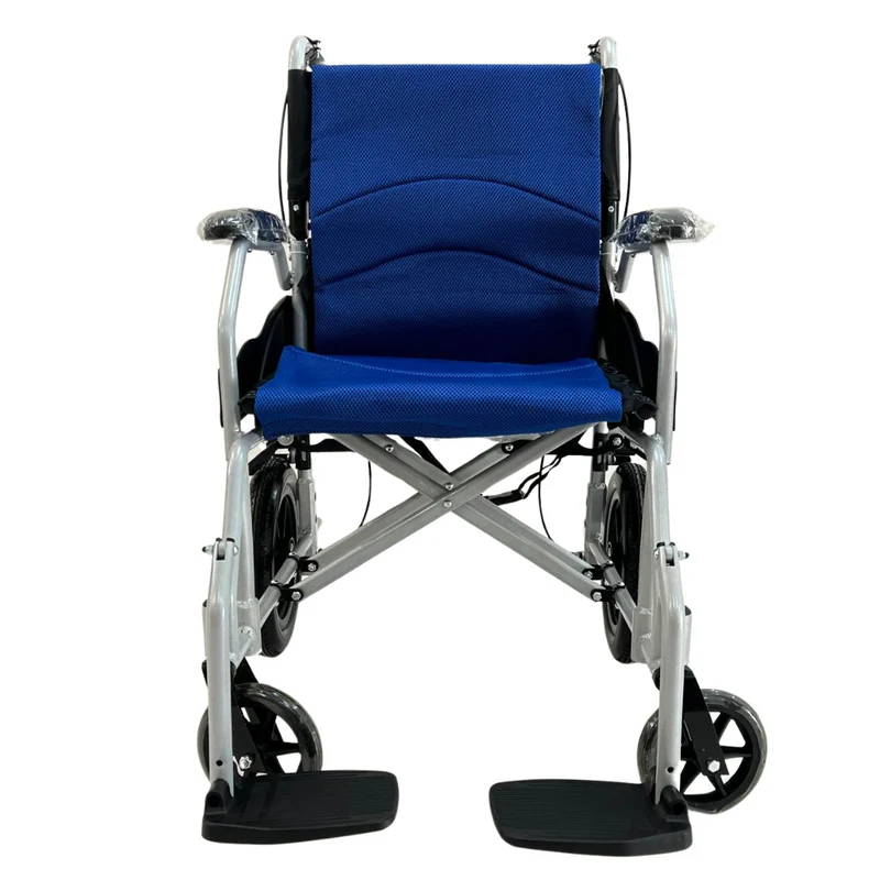 Sedia a rotelle da transito dimensioni ridotte ideale per interni e luoghi stretti - Larghezza seduta 45cm
