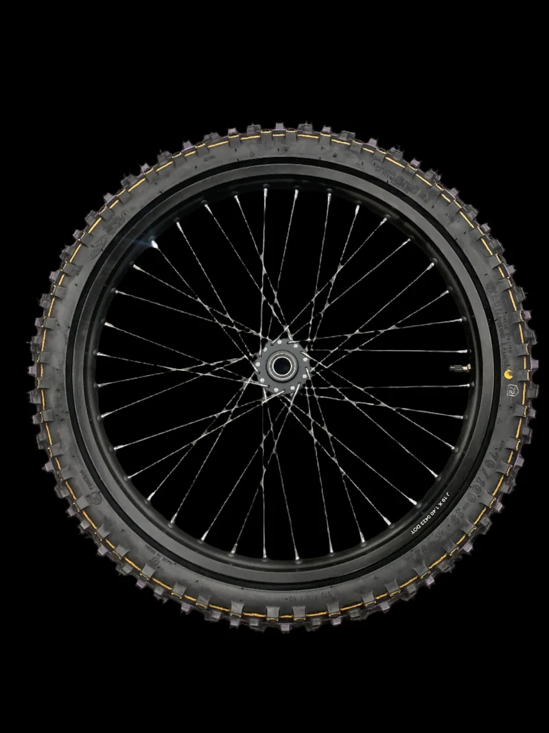 Light Bee 19" Wheel Assembly w Tire