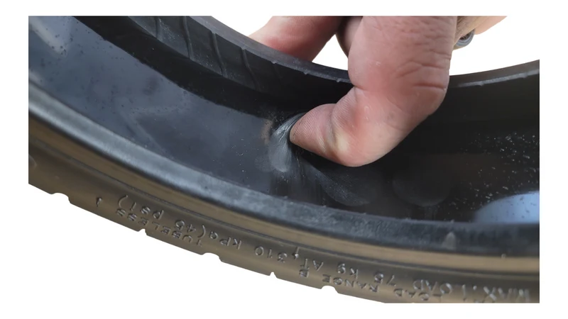 10x2.7 Tubeless Tire With Self Healing Glue For Apollo City/City Pro