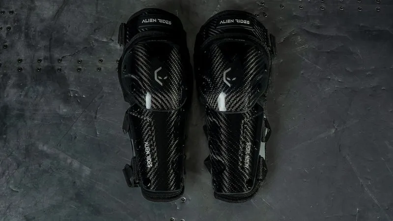 Alien Rides Carbon Fiber Protective Elbow and Knee Pads